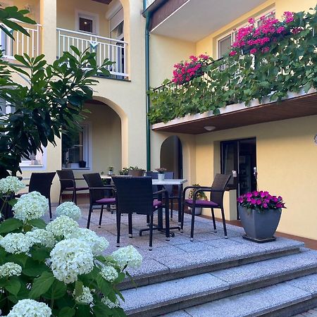 Pension Peterhof Morbisch am See Bagian luar foto